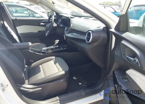 2024 Chevrolet Trax Fwd Lt из США, поврежденный, VIN KL77LHE24RC182731